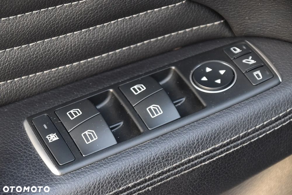 Mercedes-Benz GLE 450 AMG 4-Matic - 23