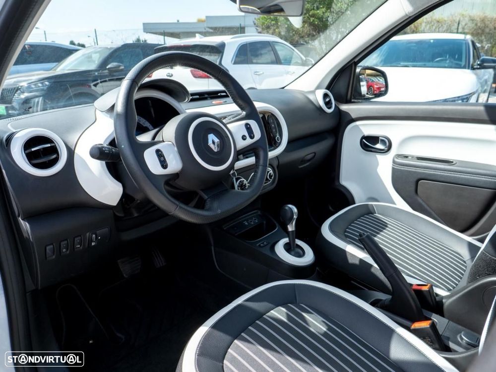 Renault Twingo E-Tech. 22 Techno - 20