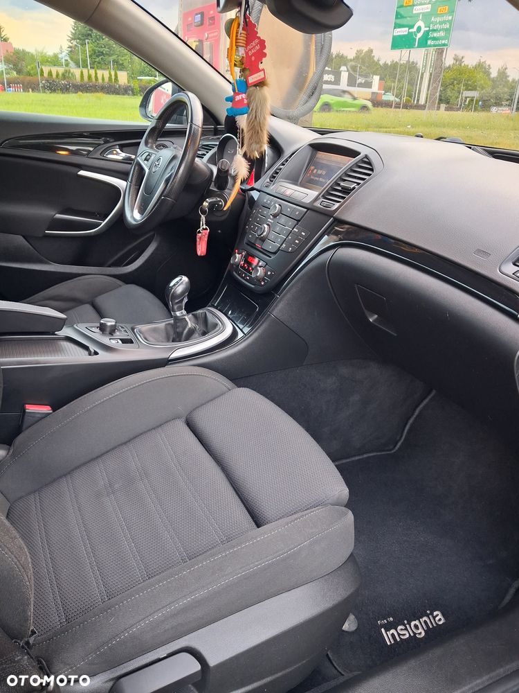Opel Insignia - 13