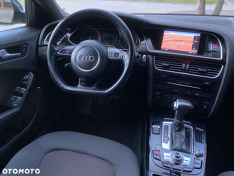 Audi A4 Allroad - 30