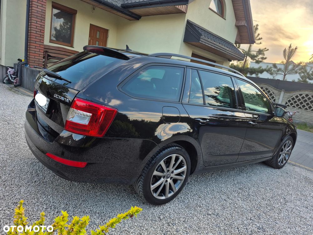 Skoda Octavia 1.6 TDI DPF Ambiente - 8