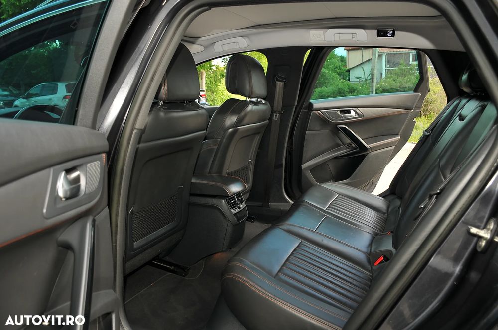 Peugeot 508 RXH Hybrid4 - 15