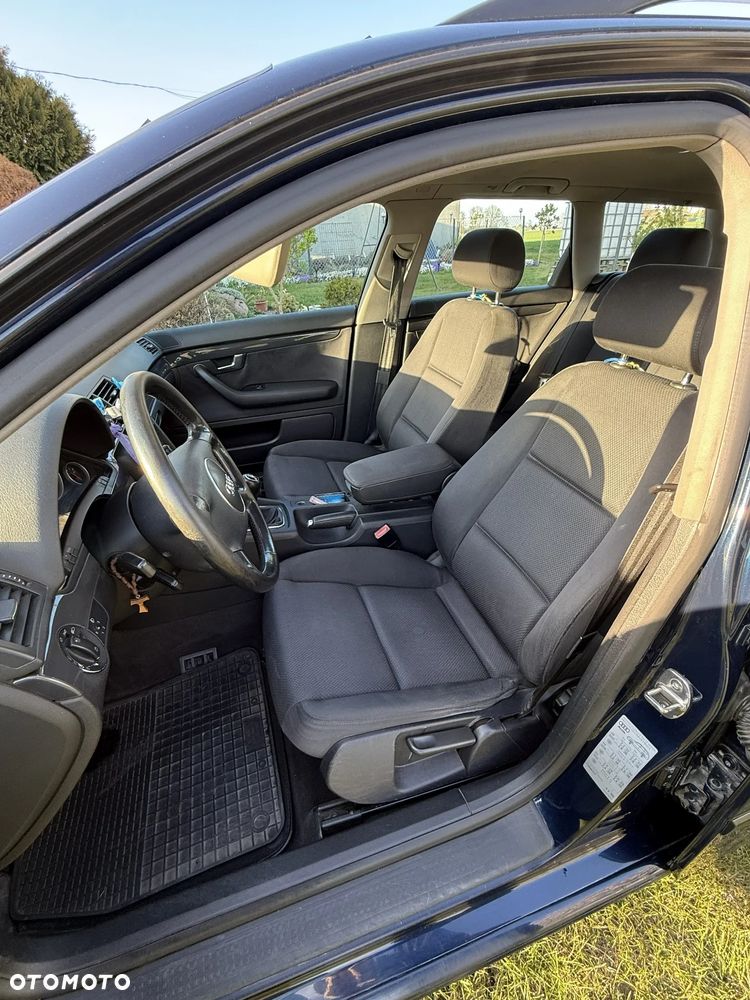 Audi A4 Avant - 11