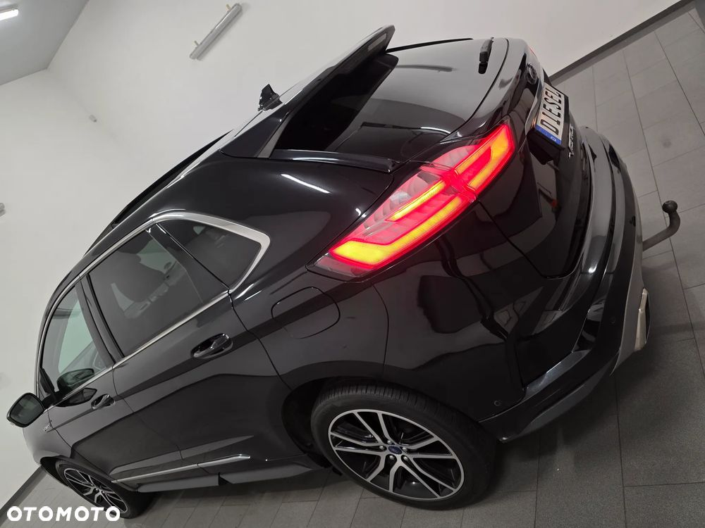 Ford Edge 2.0 EcoBlue Twin-Turbo 4WD ST-Line - 34