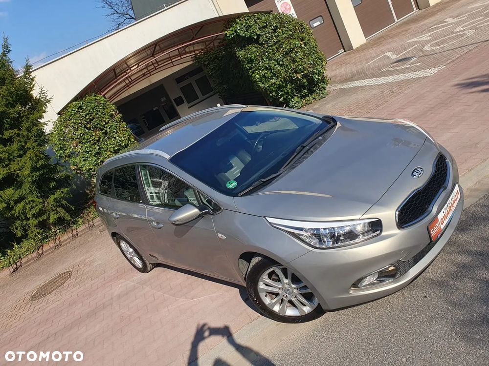 Kia Ceed 1.6 GDI Spirit - 1
