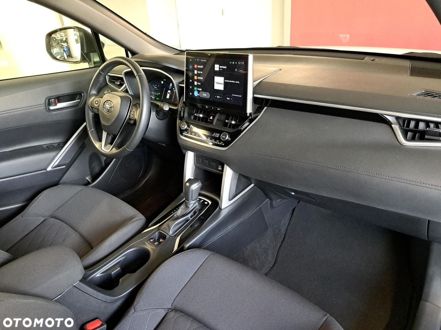 Toyota Corolla Cross - 16