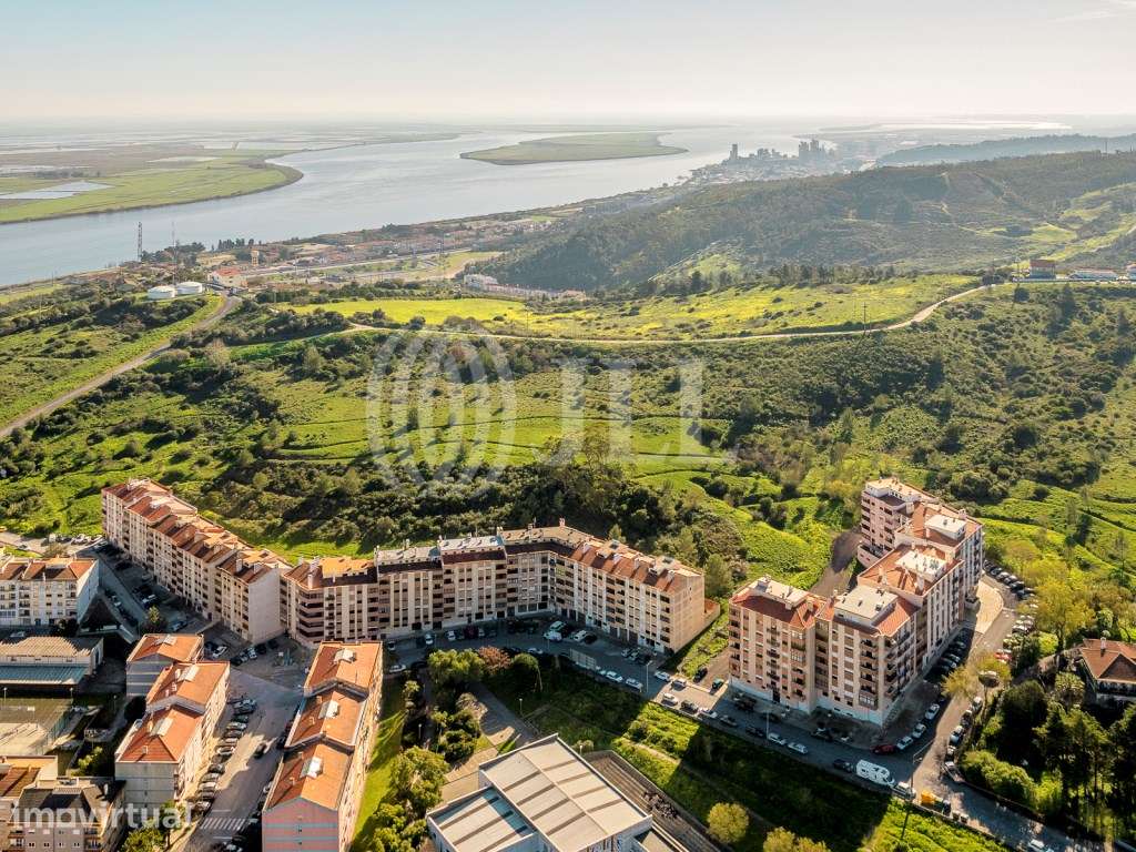 Terreno em Vila Franca de Xira, Lisboa - Grande imagem: 2/11