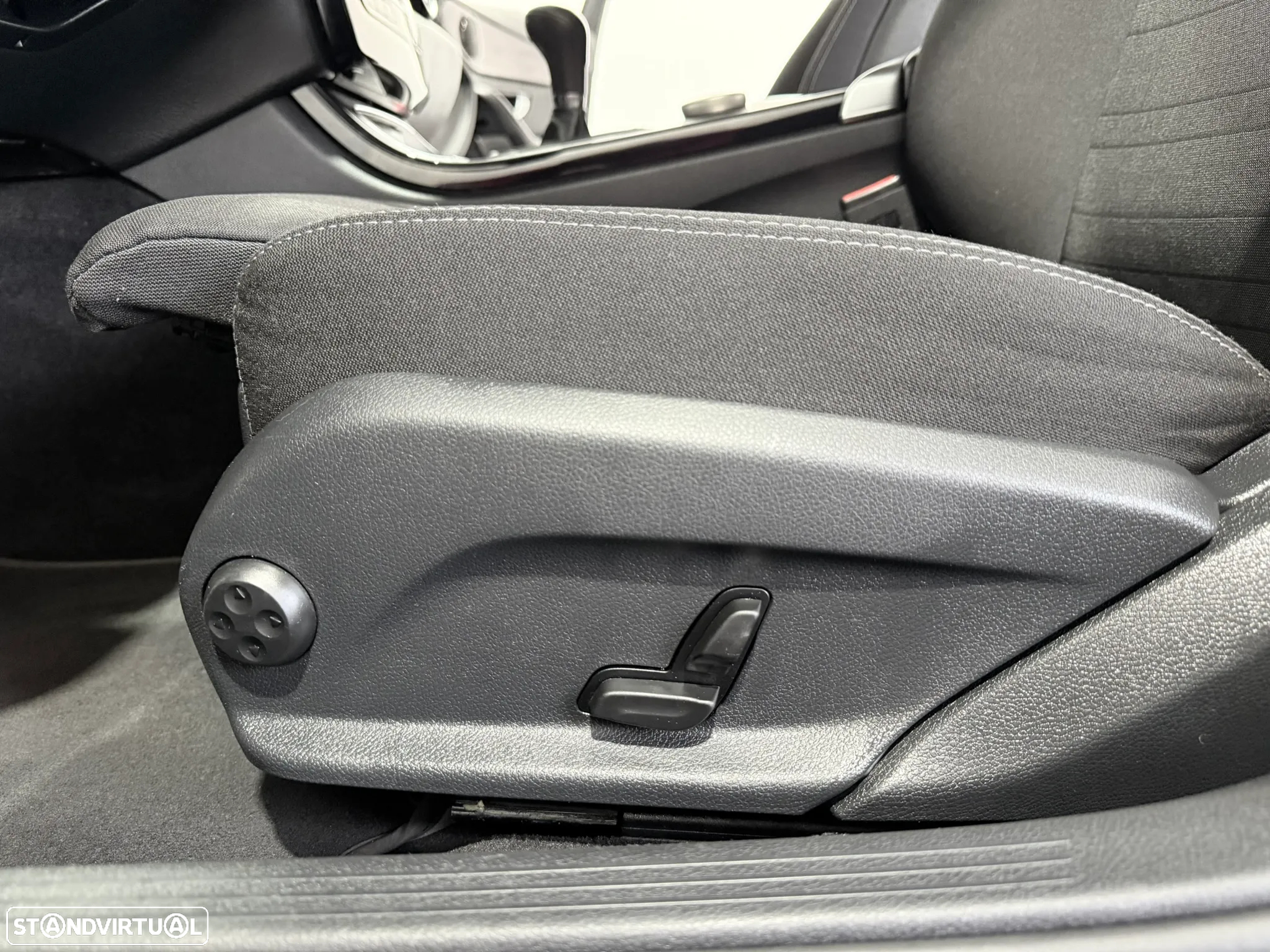 Mercedes-Benz C 200 d Business Solutions - 35