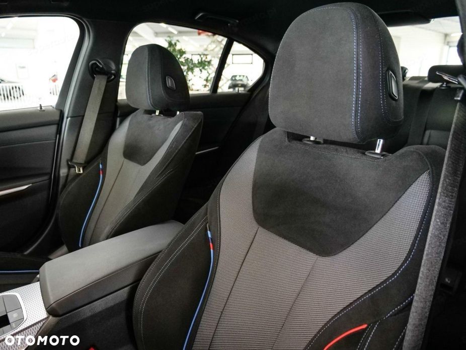 BMW Seria 3 330i xDrive M Sport - 7