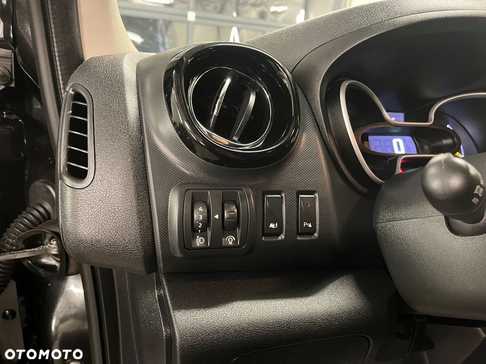 Opel Vivaro - 14
