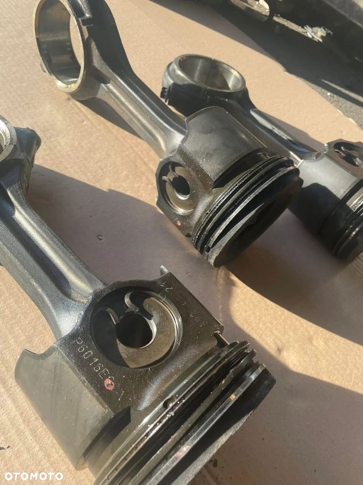 Scania NGS R410/450 Tłok Silnika