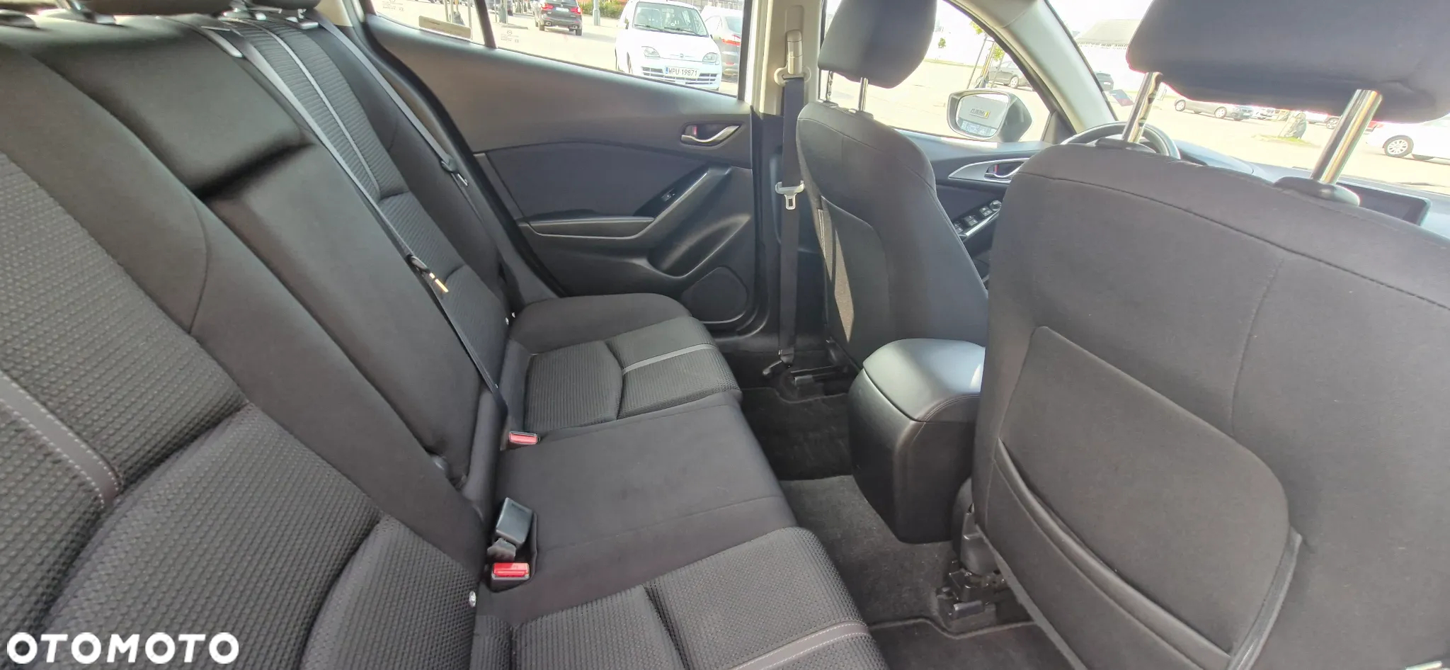 Mazda 3 - 8