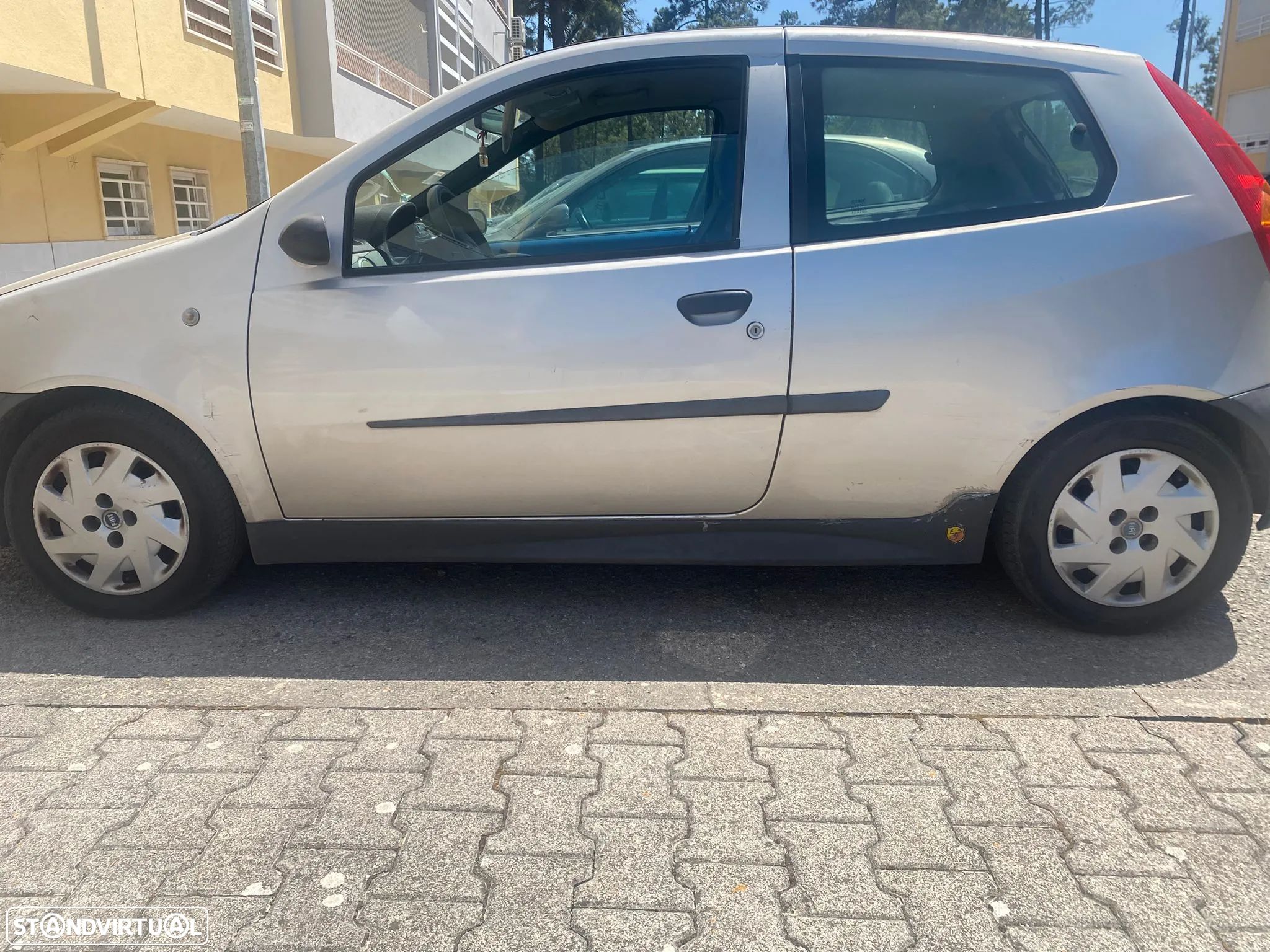 Fiat Punto 1.9 JTD 85 Sport - 1
