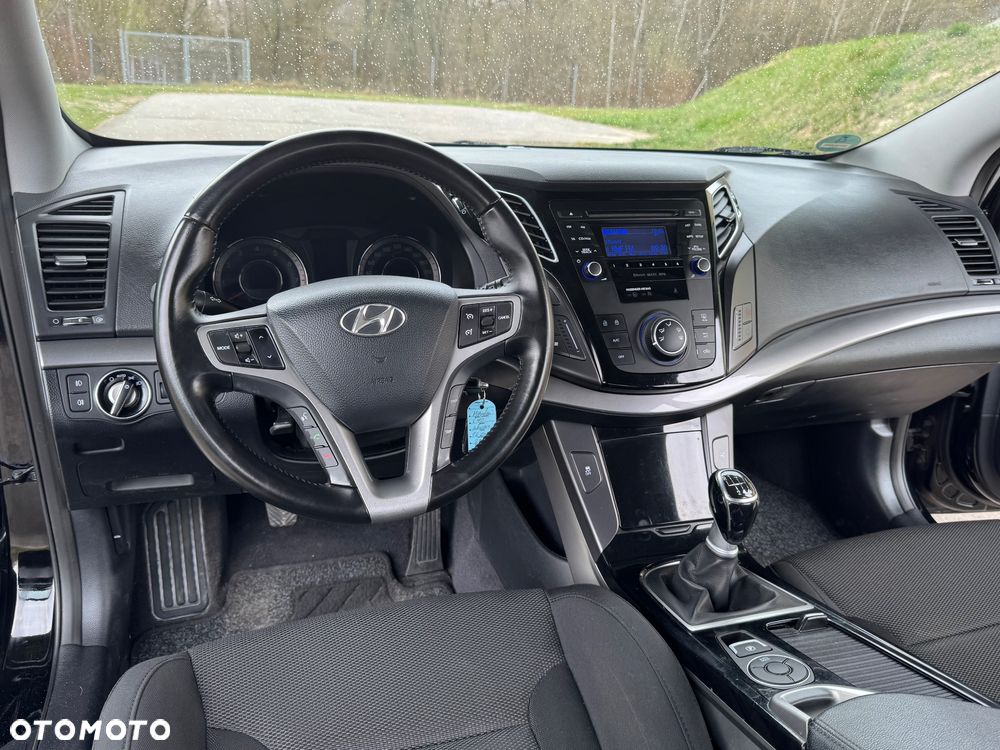 Hyundai i40 Kombi 1.6 Classic - 35