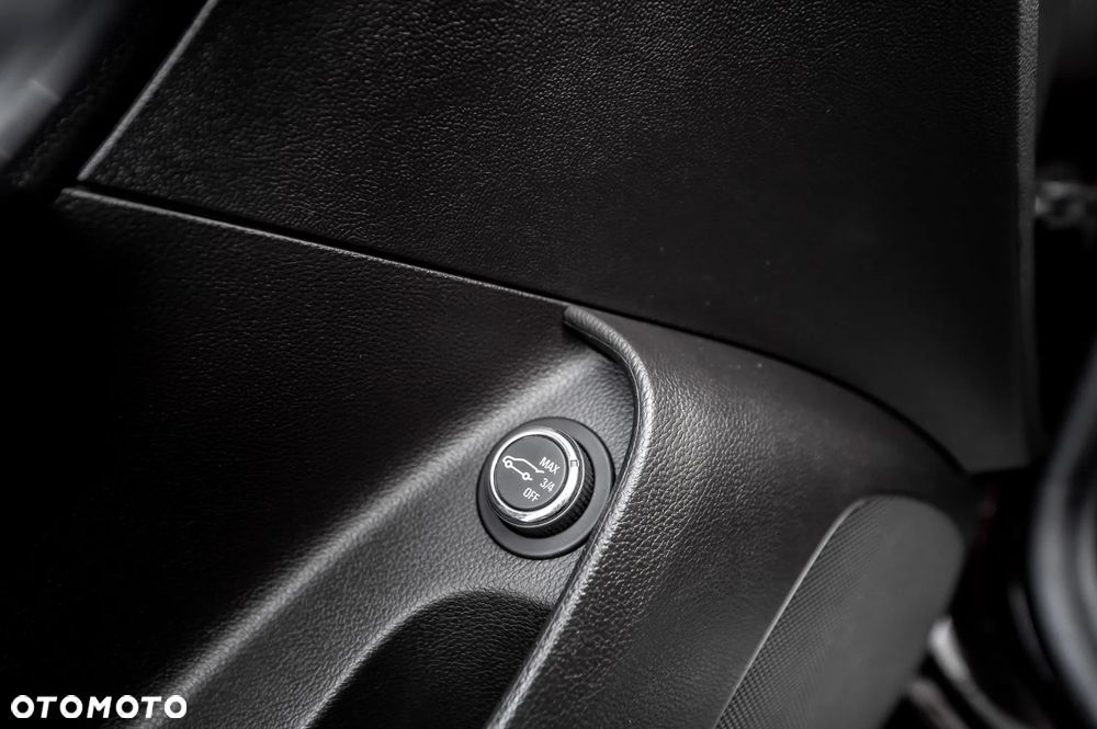 Opel Insignia 2.0 Turbo 4x4 Sport - 26