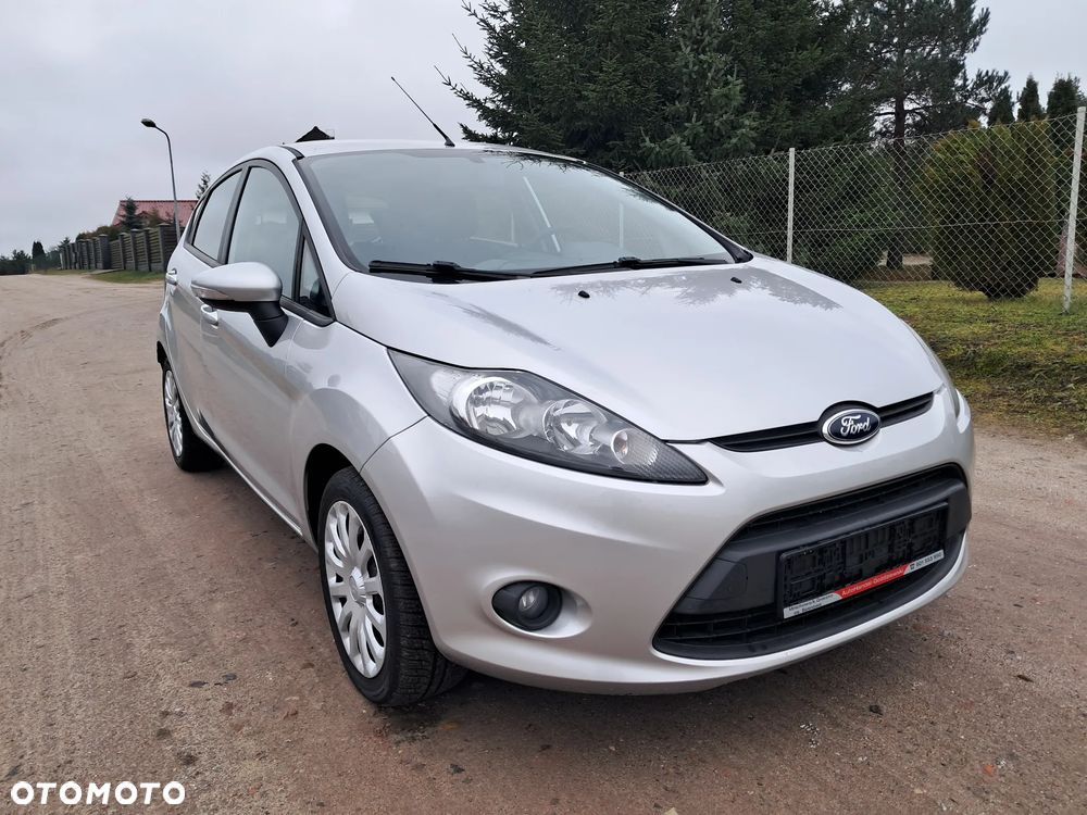 Ford Fiesta 1.25 Champions Edition - 9