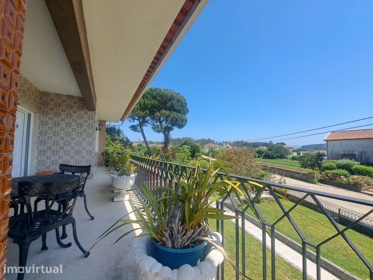 Moradia T4 com 1592 m² de Terreno, Poço, Pomar e Anexos em Sangalhos - Grande imagem: 5/32