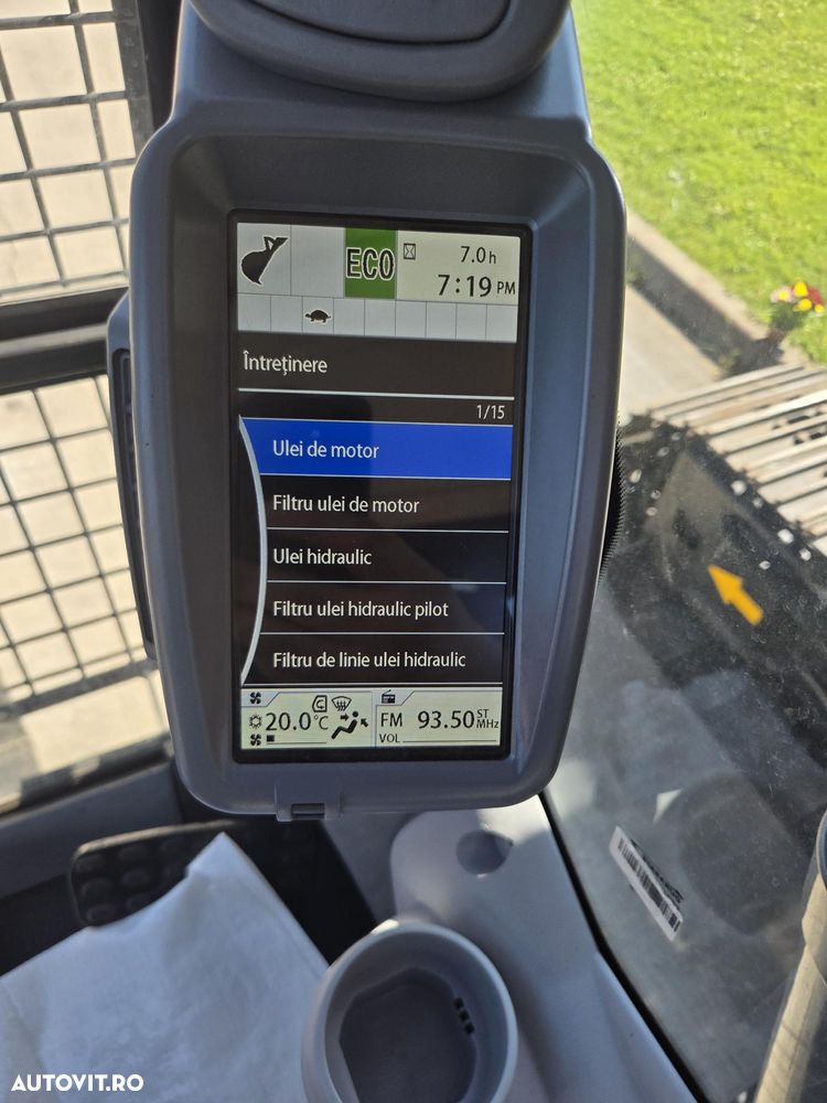 Hitachi ZX220, 22tone, 2026, 7ore, cupa 1,3mc, adancime sapare 7m, latime 2,99m, inst picon pe brate, Aer cond, computer in lb romana, produs in JAPONIA, posibilitate leasing 5 ani, garanti 1 an-PROMOTIE 109.900 EUR+Tva - 31