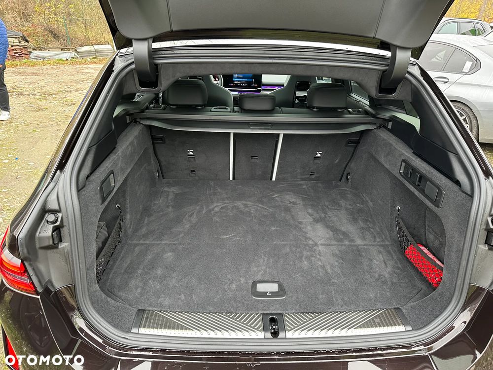 BMW M5 PHEV - 26