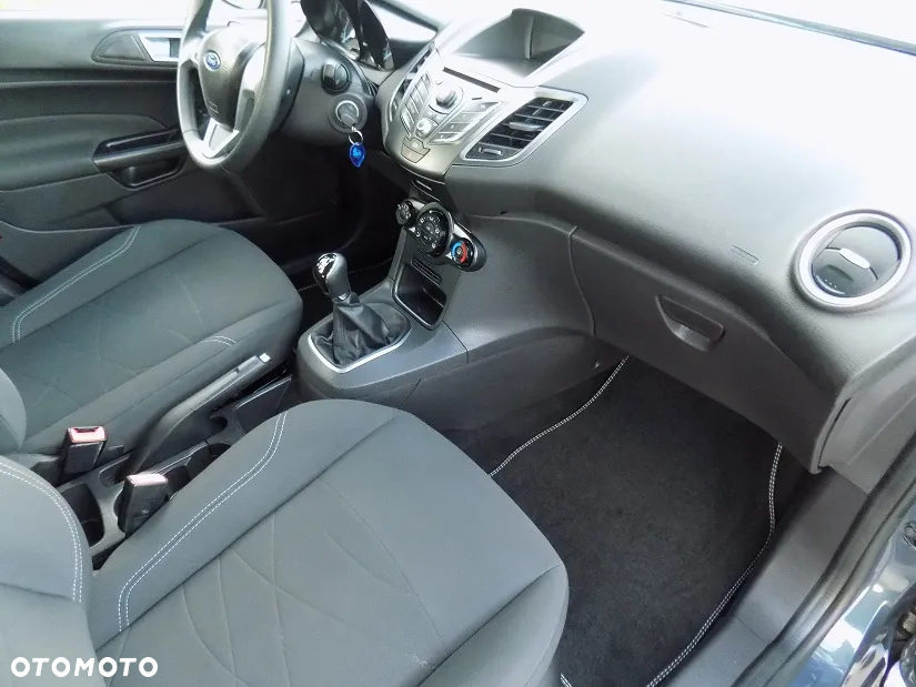 Ford Fiesta 1.25 Titanium - 29