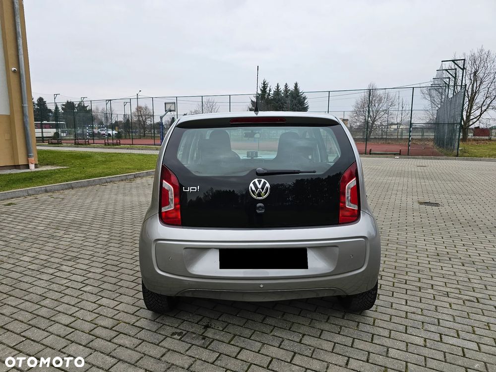 Volkswagen up! - 21