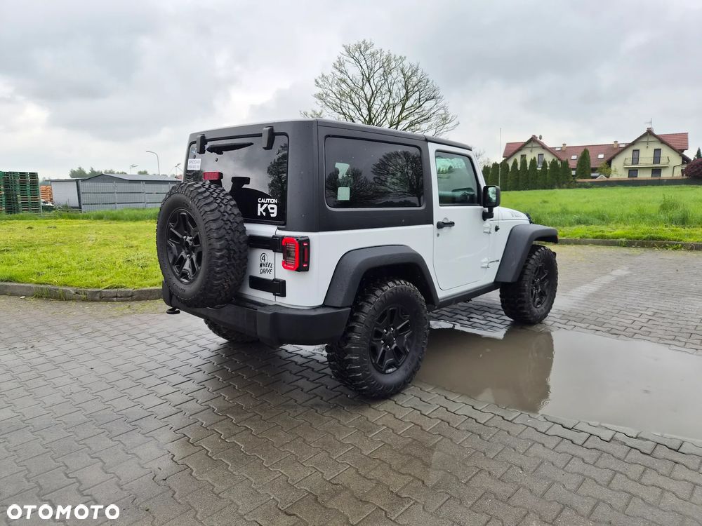 Jeep Wrangler - 6