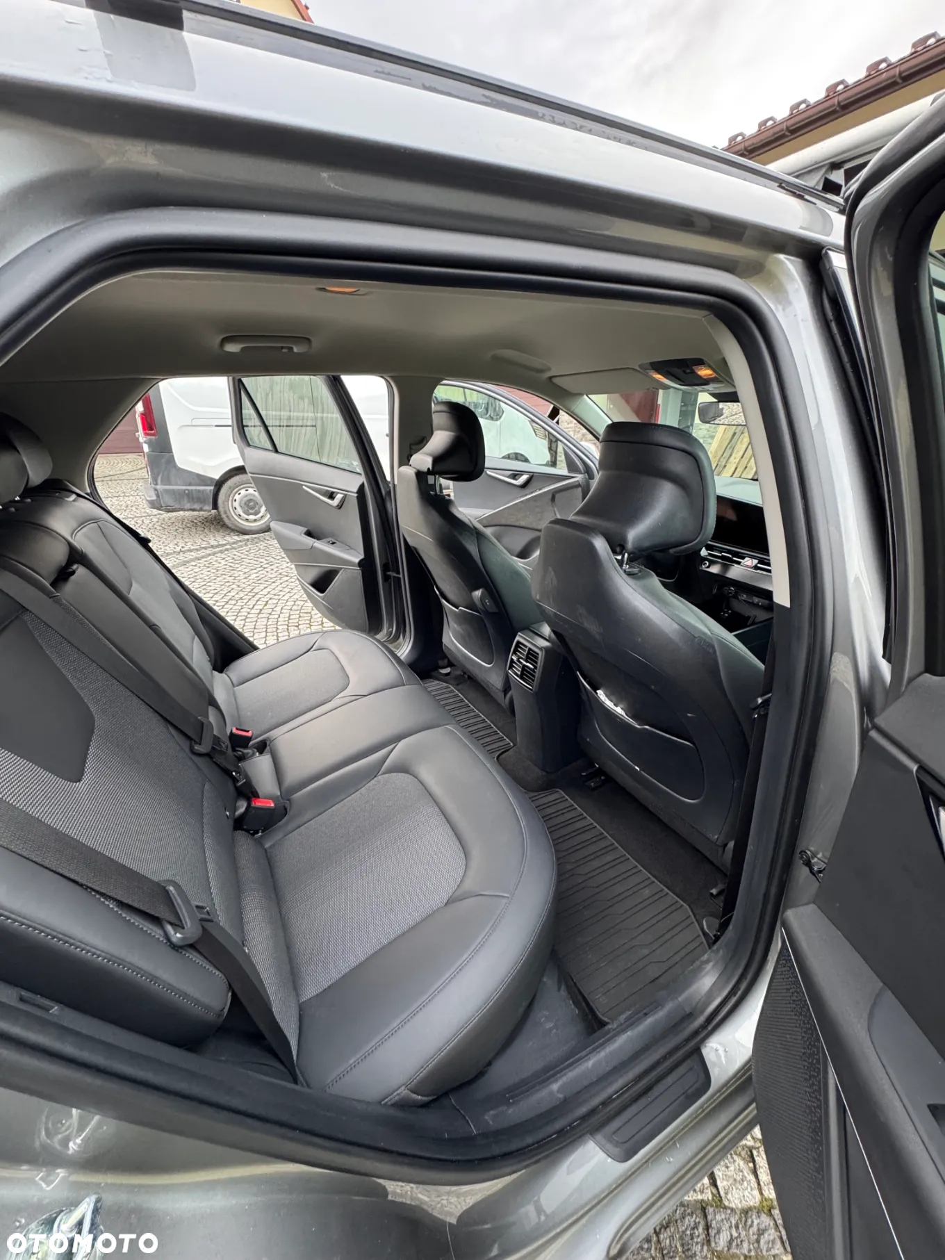 Kia Niro e-Niro 64kWh L - 12