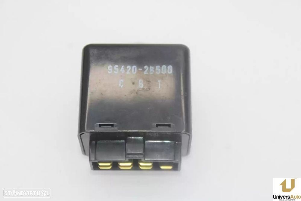 RELÉ HYUNDAI SANTA FÉ II 2007 -954202B500 - 4