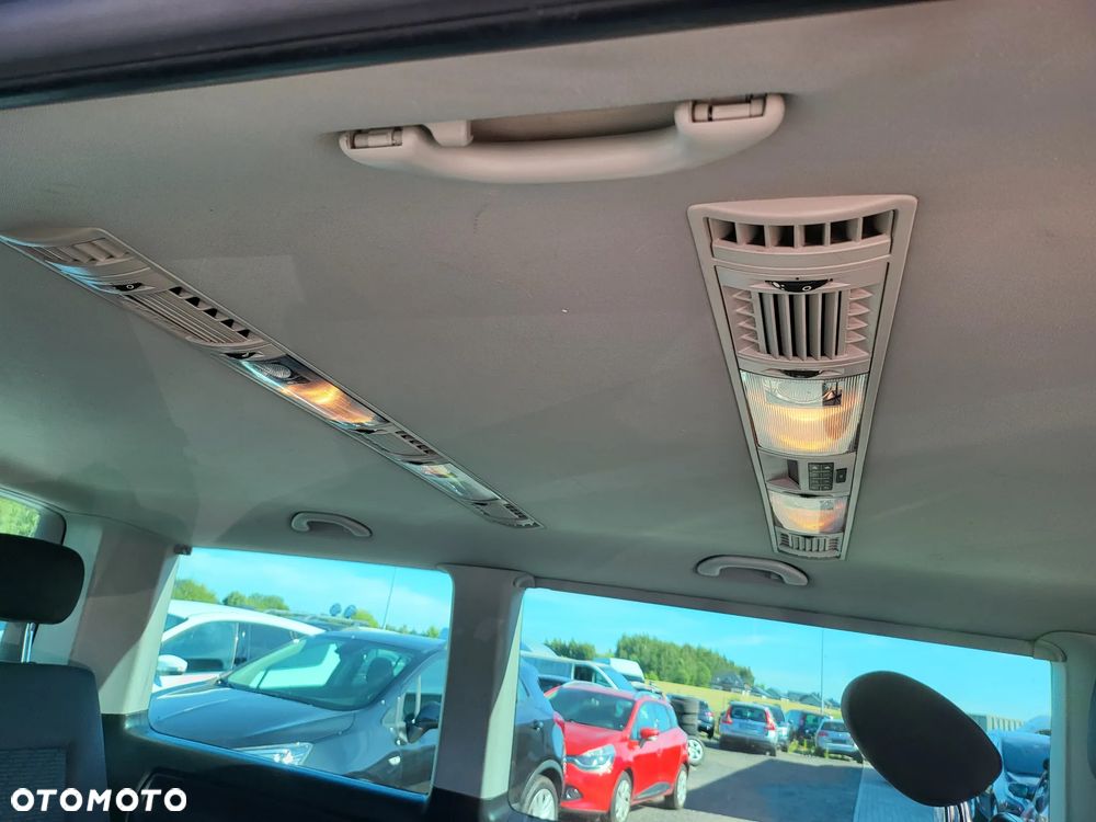Volkswagen Multivan L1 BlueMotion - 29