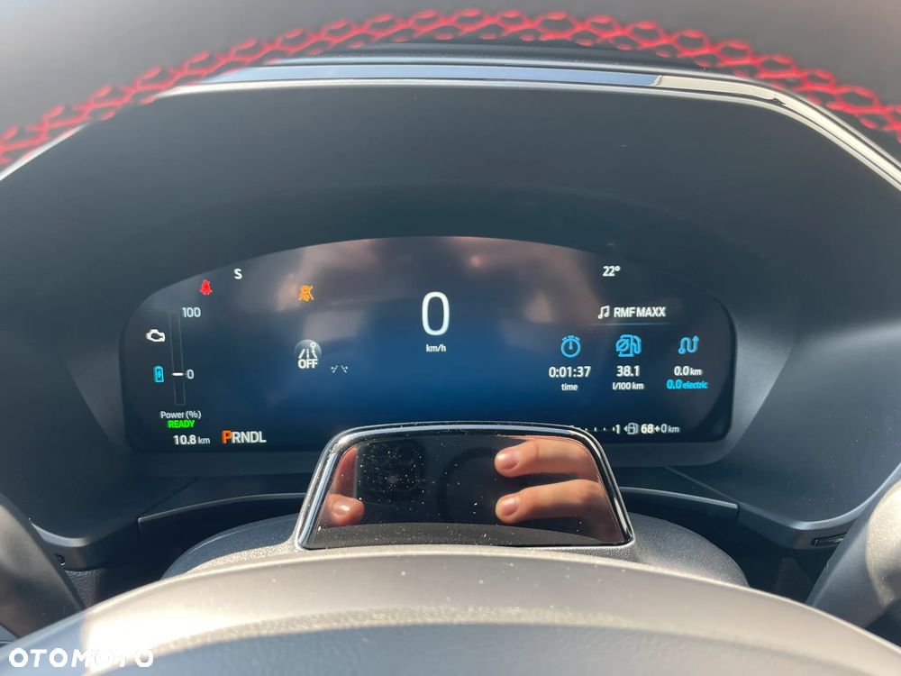 Ford Kuga 2.5P PHEV FWD ST-Line X eCVT - 14