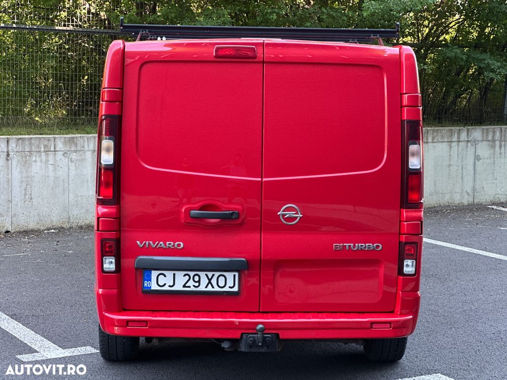 Opel Vivaro - 10
