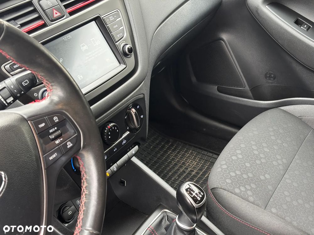 Hyundai i20 1.4 Comfort - 12