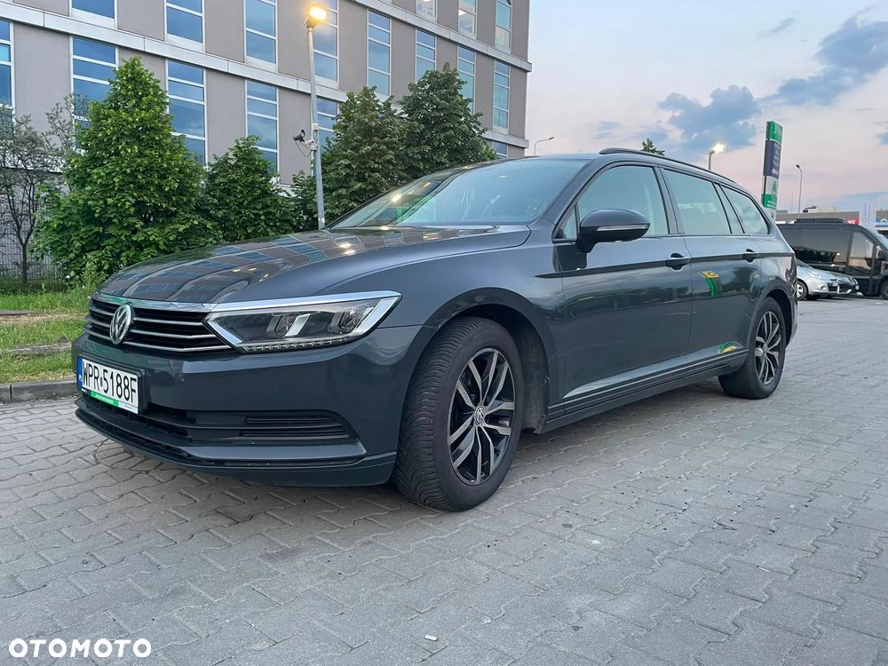 Volkswagen Passat 2.0 TDI BMT Trendline - 1