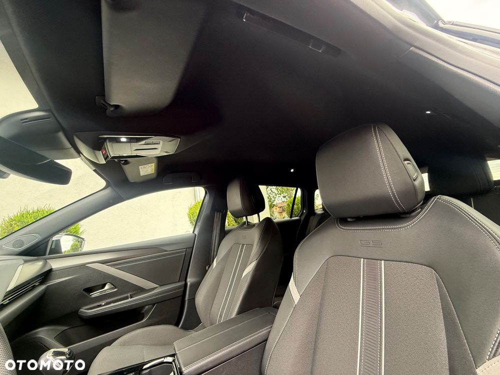 Opel Astra 1.2 T GS Line S&S - 36