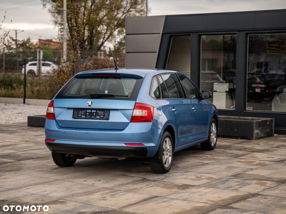 Skoda RAPID - 21