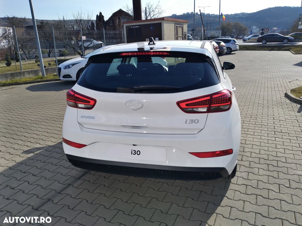 Hyundai i30 1.5 96CP M/T Comfort - 7