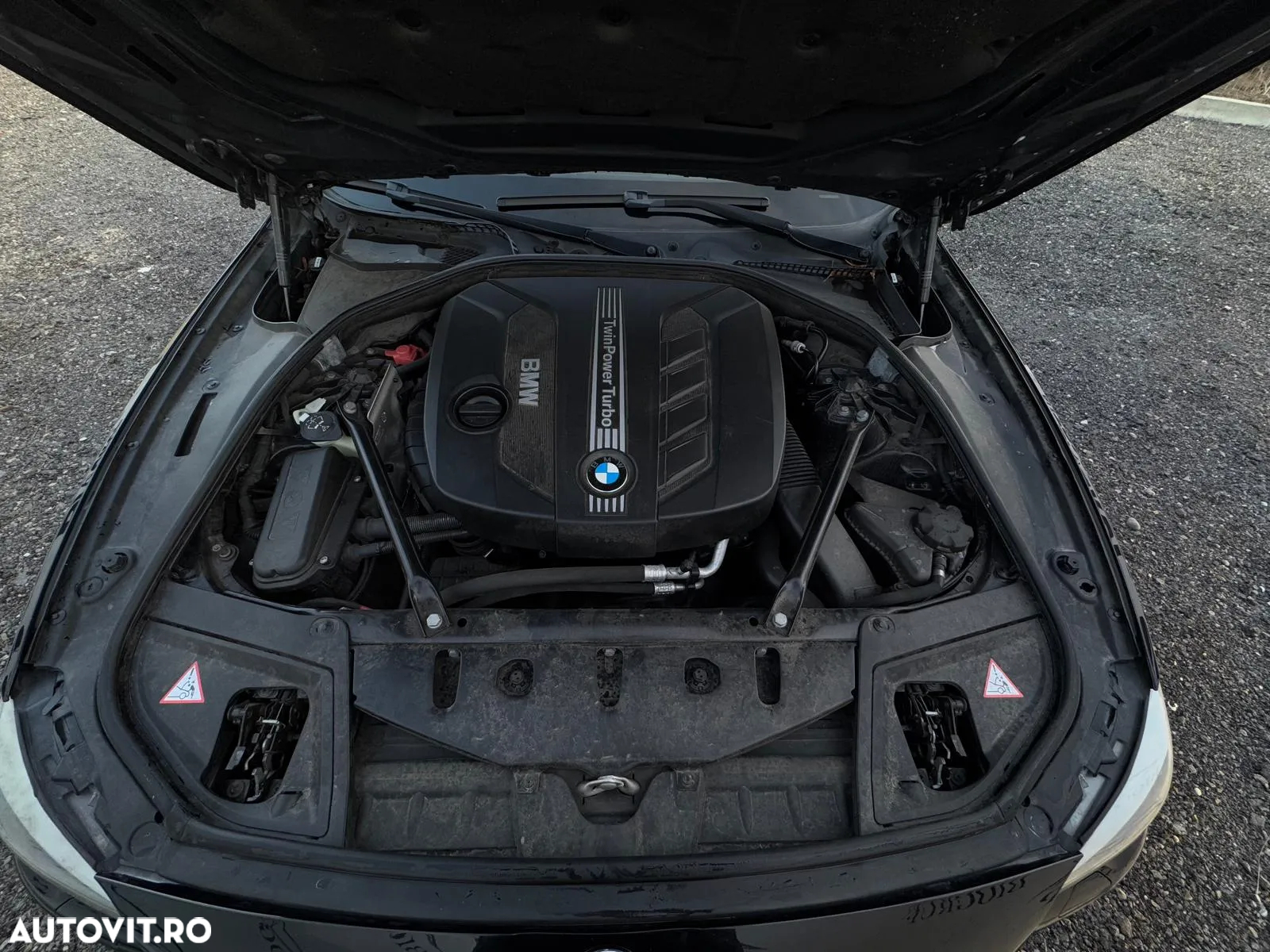 BMW Seria 5 520d Aut. - 25