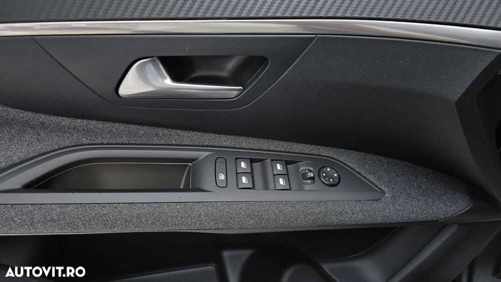 Peugeot 3008 1.5 BlueHDI S&S EAT8 Active - 12