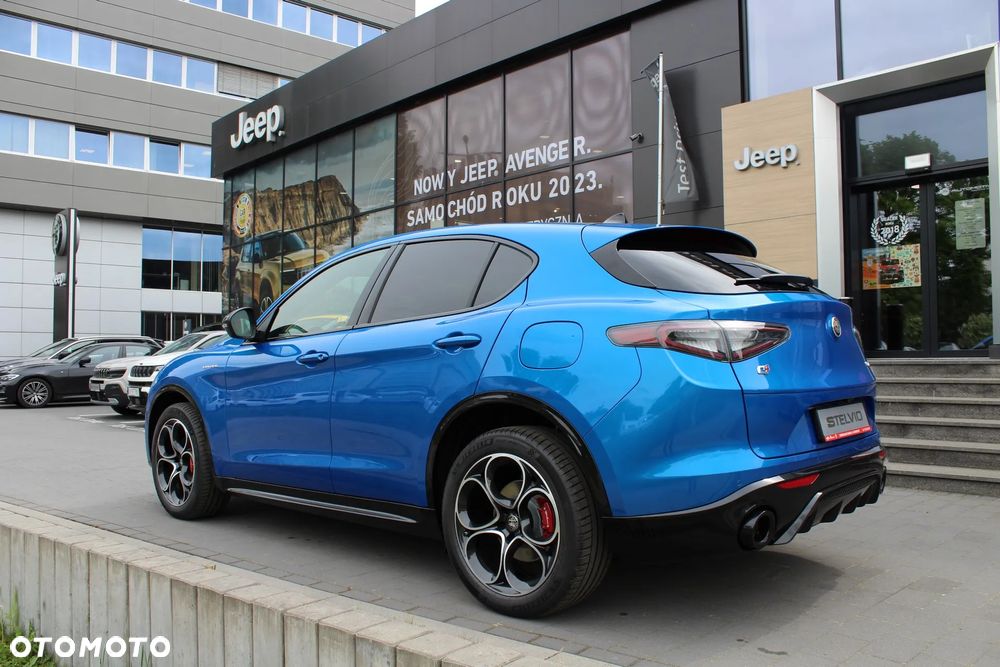 Alfa Romeo Stelvio 2.0 Turbo Veloce Q4 - 12