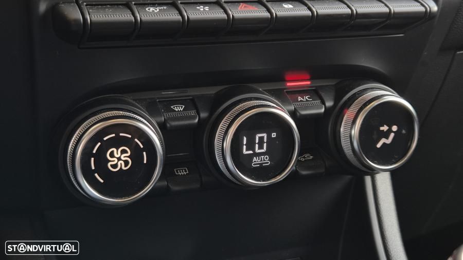 Renault Captur 1.0 TCe Exclusive Bi-Fuel - 24