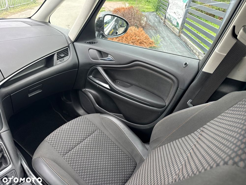Opel Zafira 1.6 (ECOTEC) DIT (ecoFLEX) Start/Stop Innovation - 17