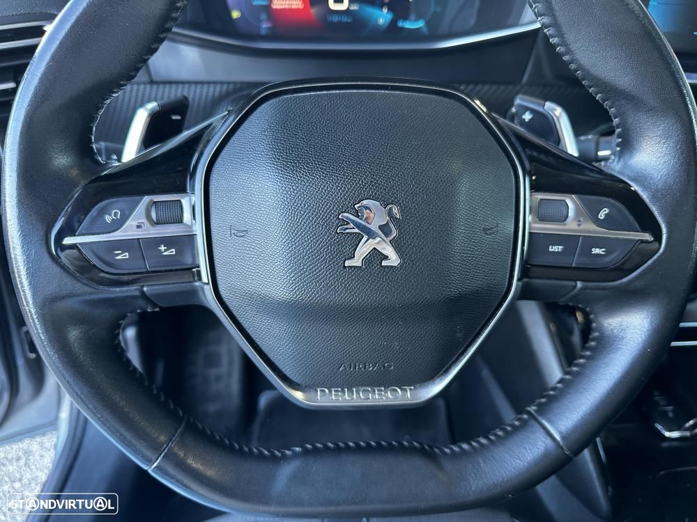 Peugeot 208 1.2 PureTech Allure EAT8 - 28