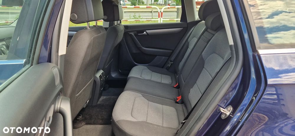 Volkswagen Passat Variant 1.6 TDI BlueMotion Technology Comfortline - 14