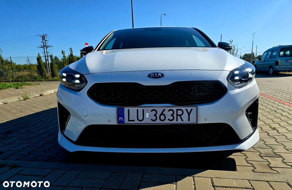 Kia ProCeed - 5