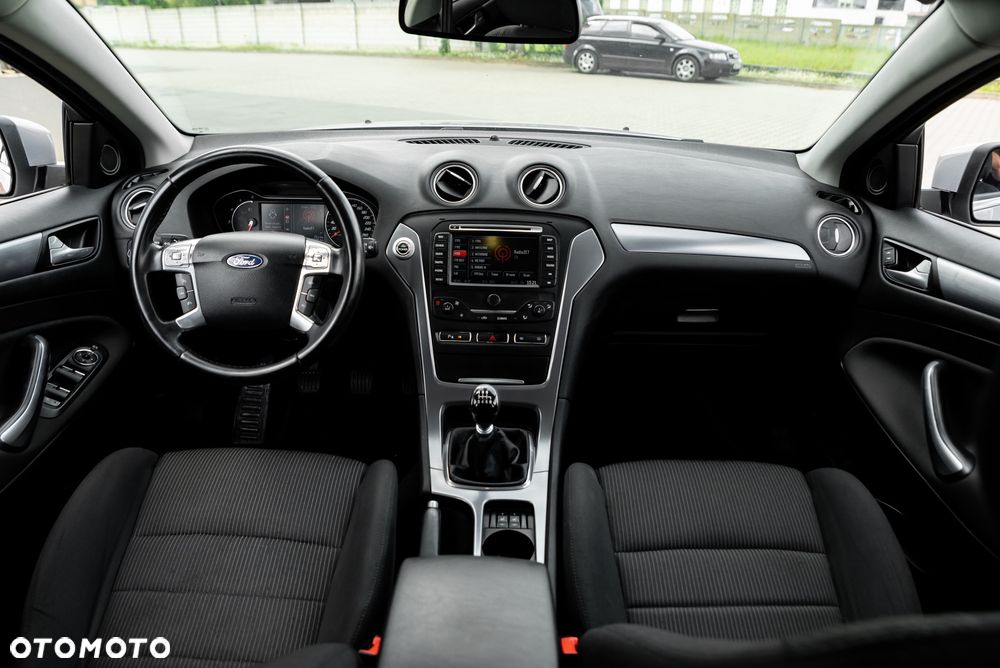 Ford Mondeo SW 2.2 TDCi Trend - 26