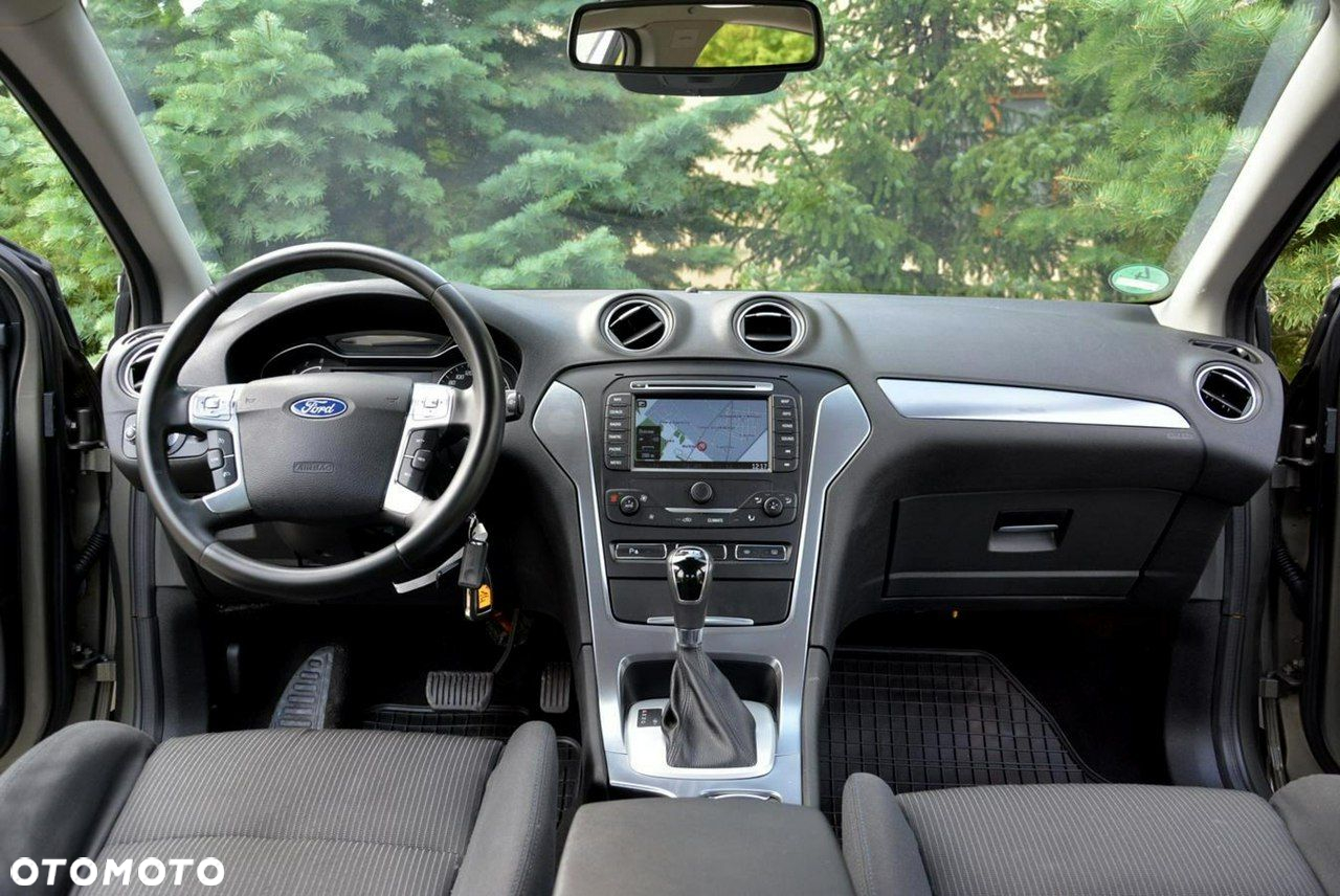 Ford Mondeo 2.0 EcoBoost Titanium - 26