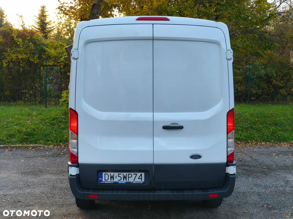 Ford Transit - 13