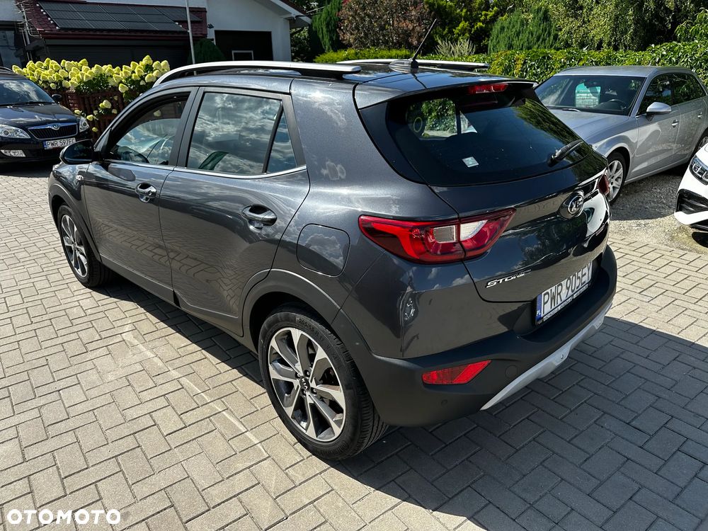Kia Stonic - 4