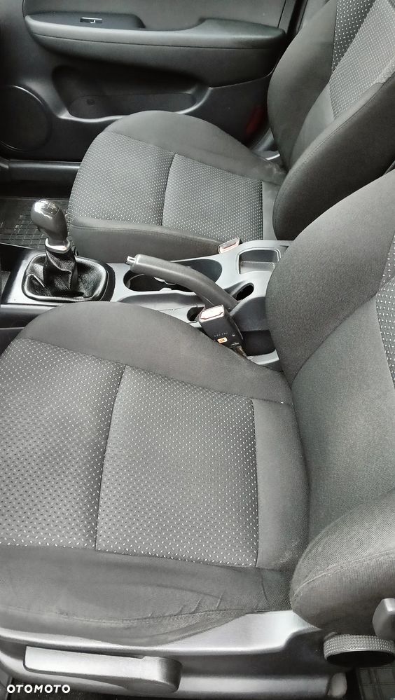 Hyundai i30 1.6 Comfort - 12