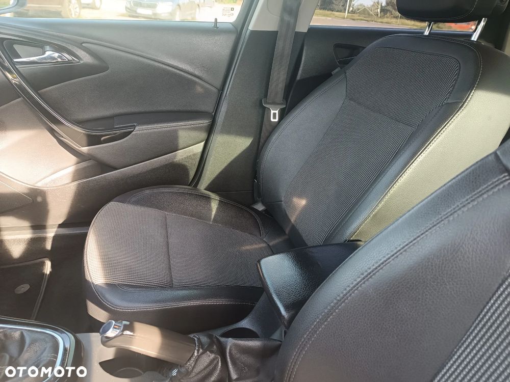 Opel Astra IV 1.6 Executive - 6
